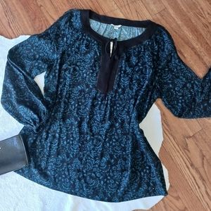 Cato • Women's Floral Lantern Sleeve String Tie Neck Tunic Top